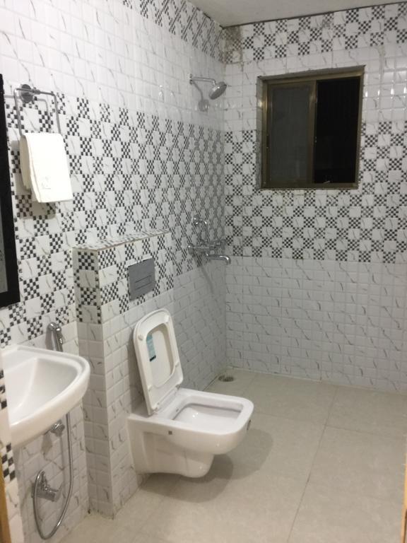 מלון בודהגאיה Lotus Residency מראה חיצוני תמונה